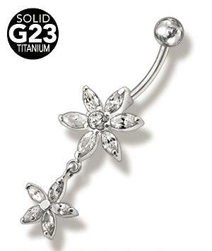 Napakoru Titaani/Hopea Kaksi Siroa Kukkaa