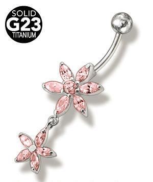 Napakoru Titaani/Hopea Kaksi Siroa Kukkaa